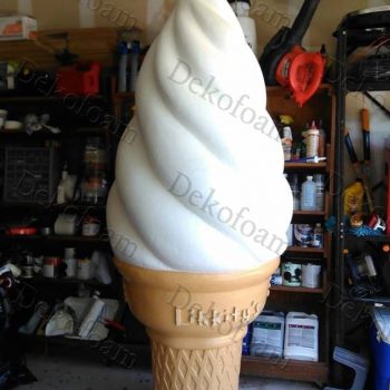 ماکت سه بعدی بستنی قیفی با استفاده از متریال فوم و روکش بتونه