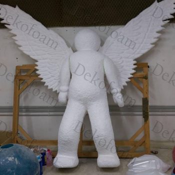 طراحی و ساخت ماکت سه بعدی فرشته با استفاده از متریال فوم